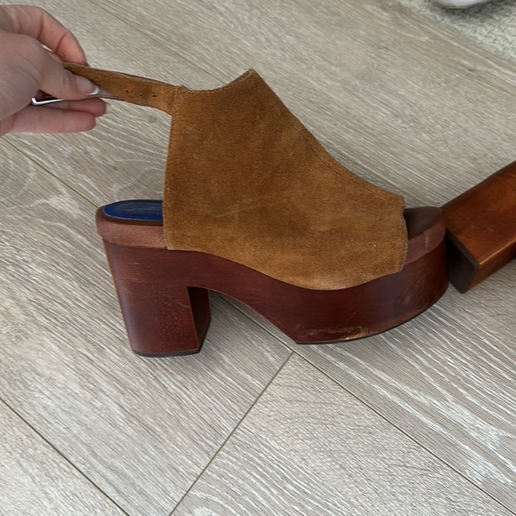Jeffrey Campbell / free people, suede, and wooden clogs (open toe) 8 - Picture 2 of 3